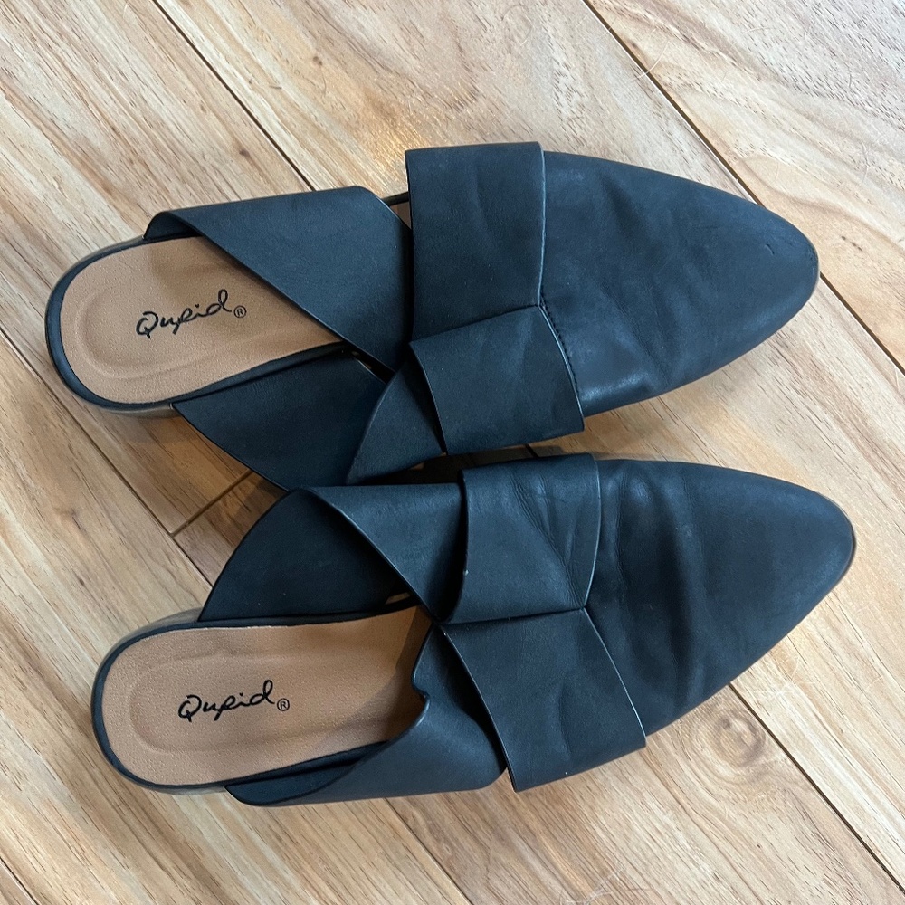 Black cupid slip on shoes